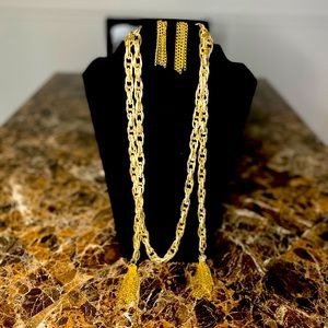 ✨SACARed for Attention-Gold✨